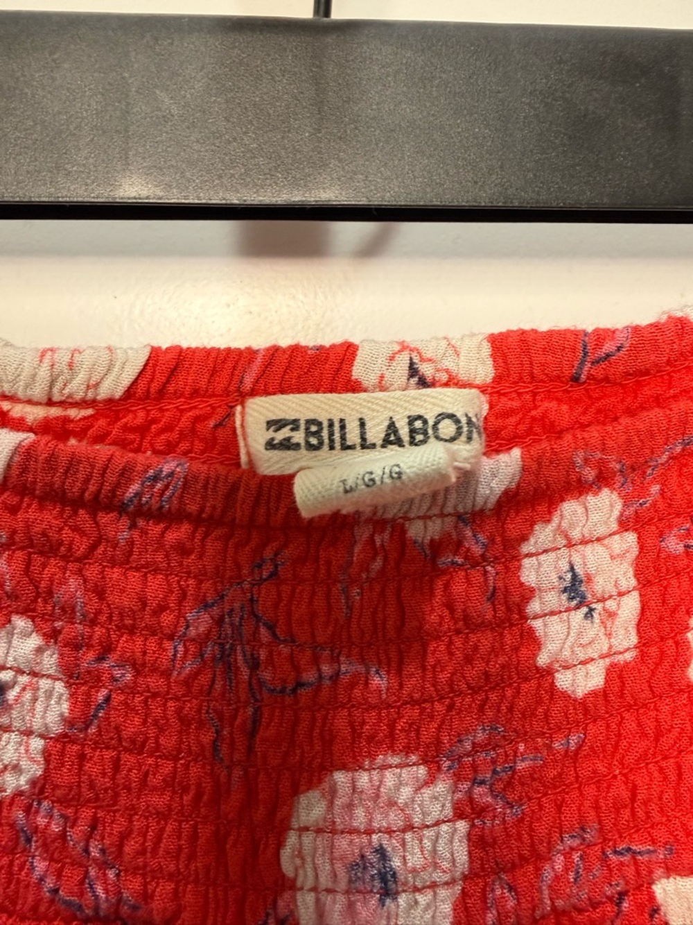 Billabong Red Floral Pants - Picture 3 of 3